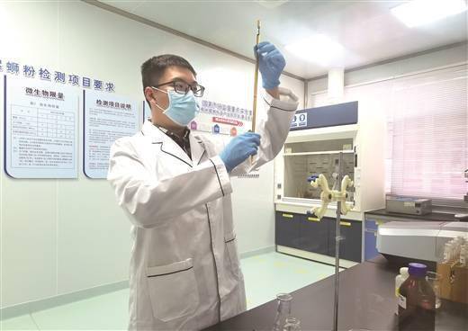 工廠門口一站式服務 嚴把袋裝螺螄粉質量關，打造高效信息咨詢平臺